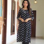 Women?s Black Cotton Kurta Set with Pants